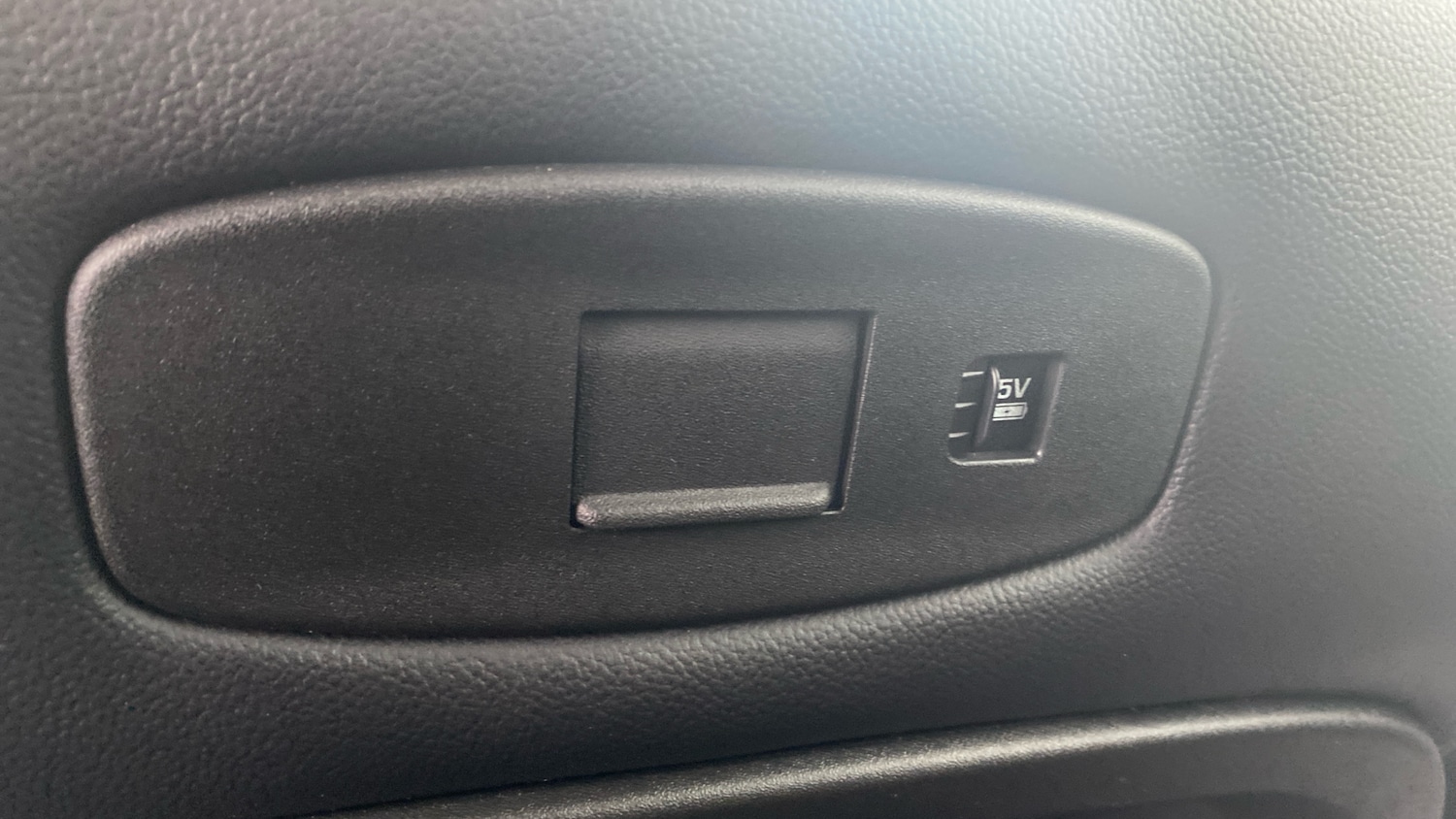 Used Land Rover Defender 2020 for sale - 77446104: Photo 66