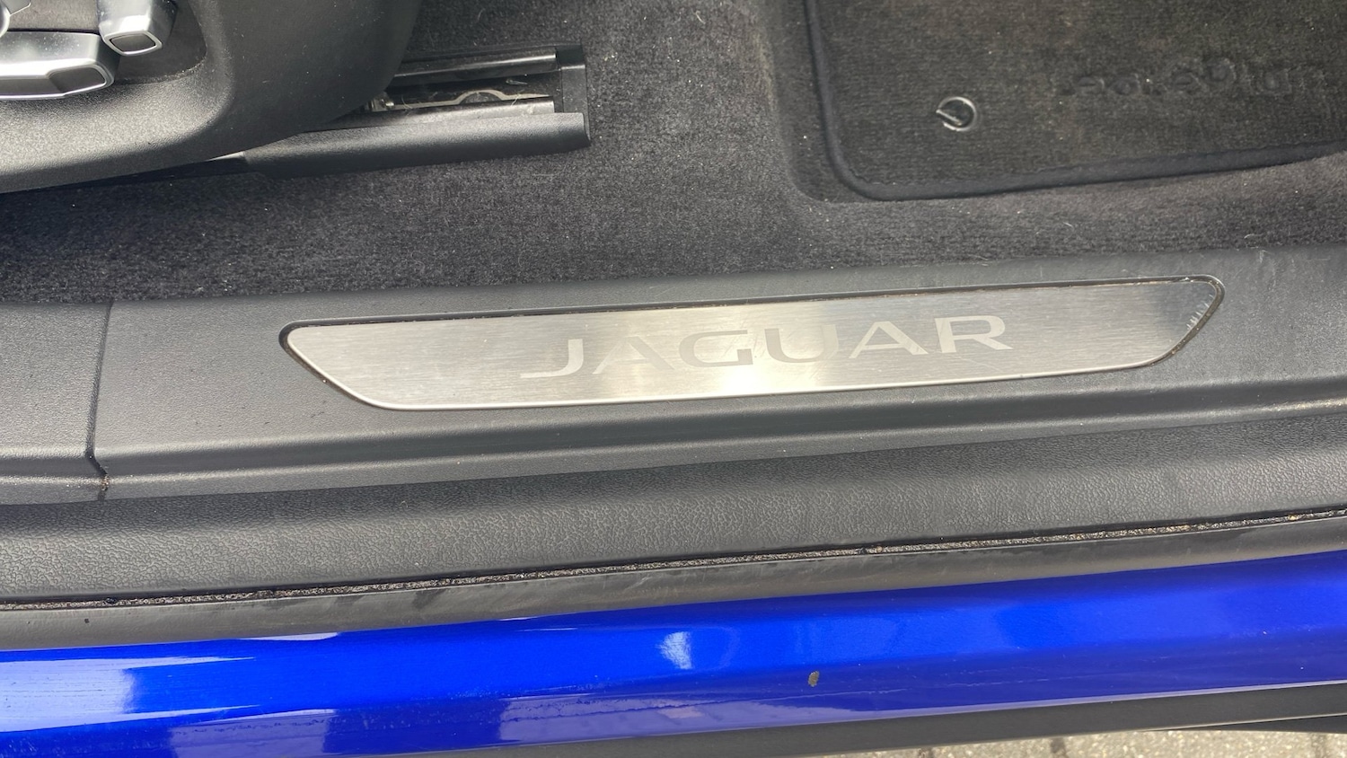 Vehicle 44