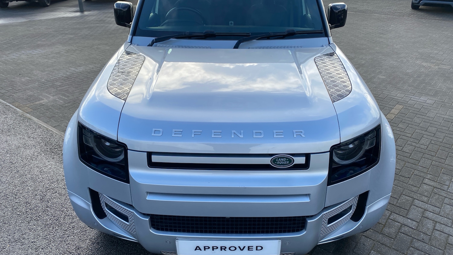 Used Land Rover Defender 2021 for sale - 77258716: Photo 25