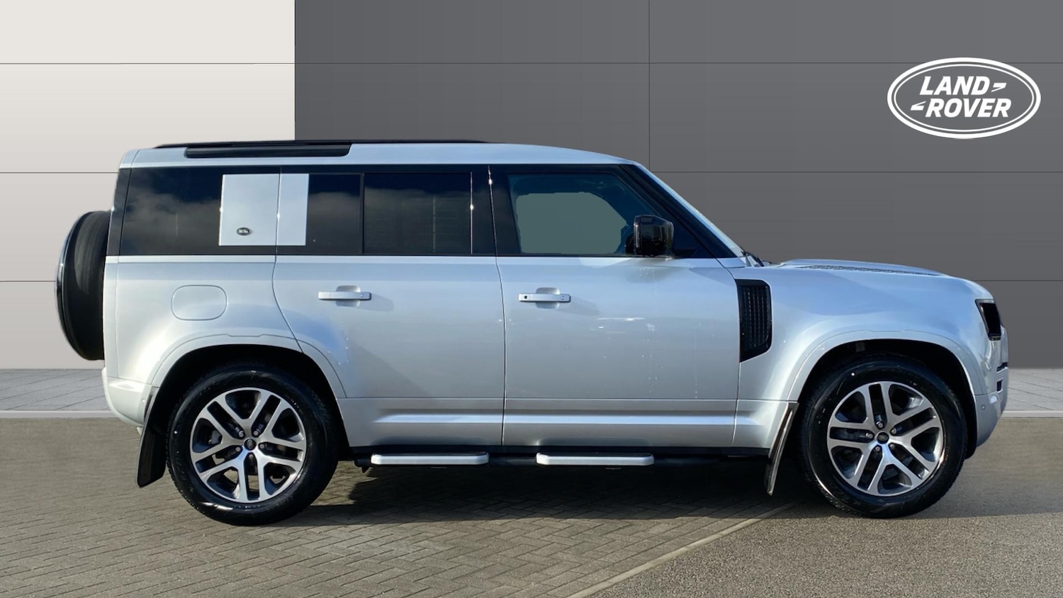 Used Land Rover Defender 2021 for sale - 77258716: Photo 5