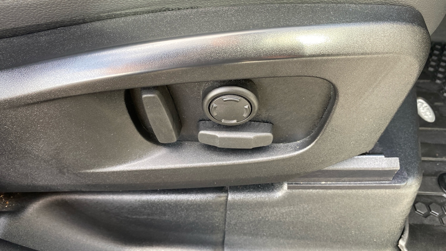 Used Land Rover Defender 2021 for sale - 77258716: Photo 54