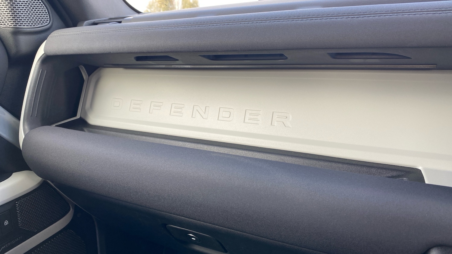 Used Land Rover Defender 2021 for sale - 77258716: Photo 65