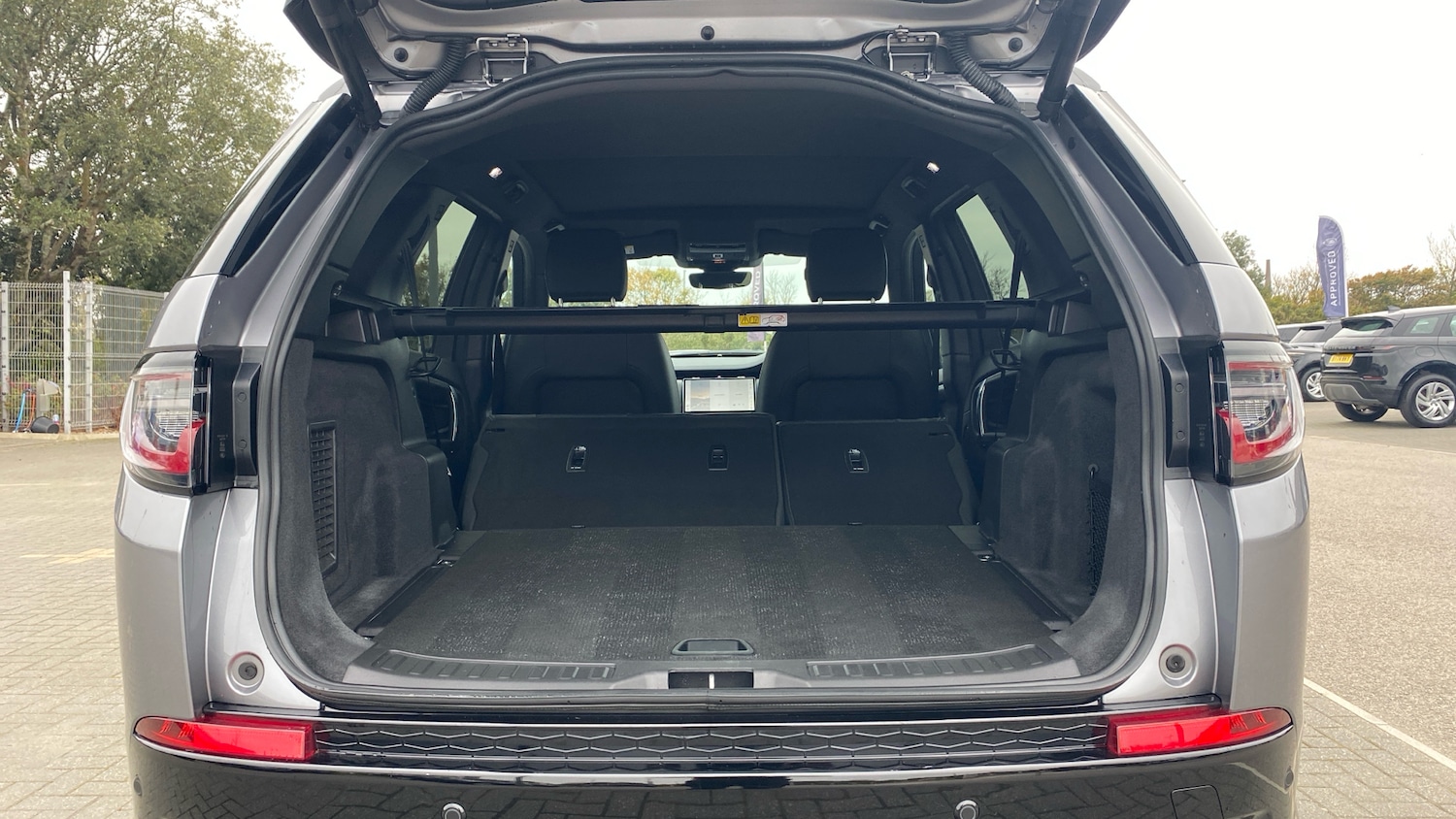 Used Land Rover Discovery Sport 2025 for sale - 76343866: Photo 10