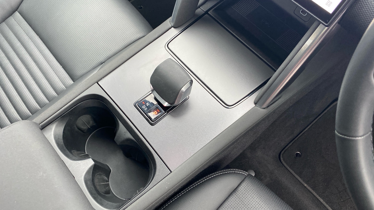 Used Land Rover Discovery Sport 2025 for sale - 76343866: Photo 13