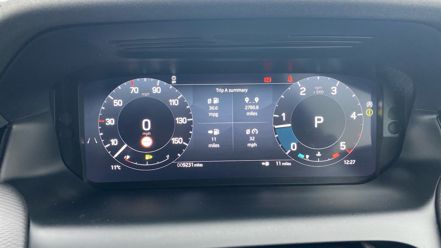 Used Land Rover Discovery Sport 2025 for sale - 76343866: Photo 16