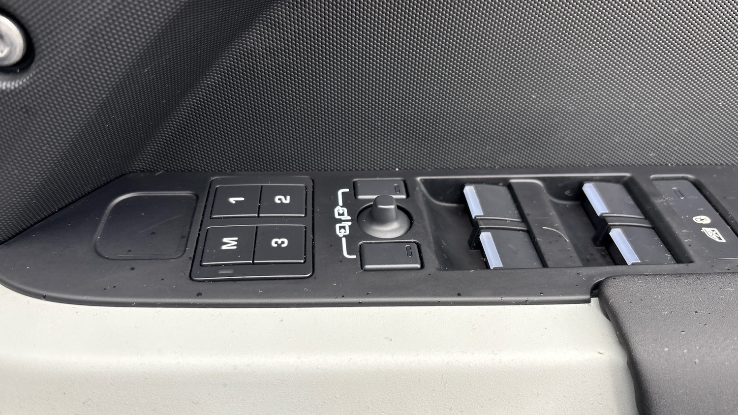 Used Land Rover Defender 2024 for sale - 77607449: Photo 66