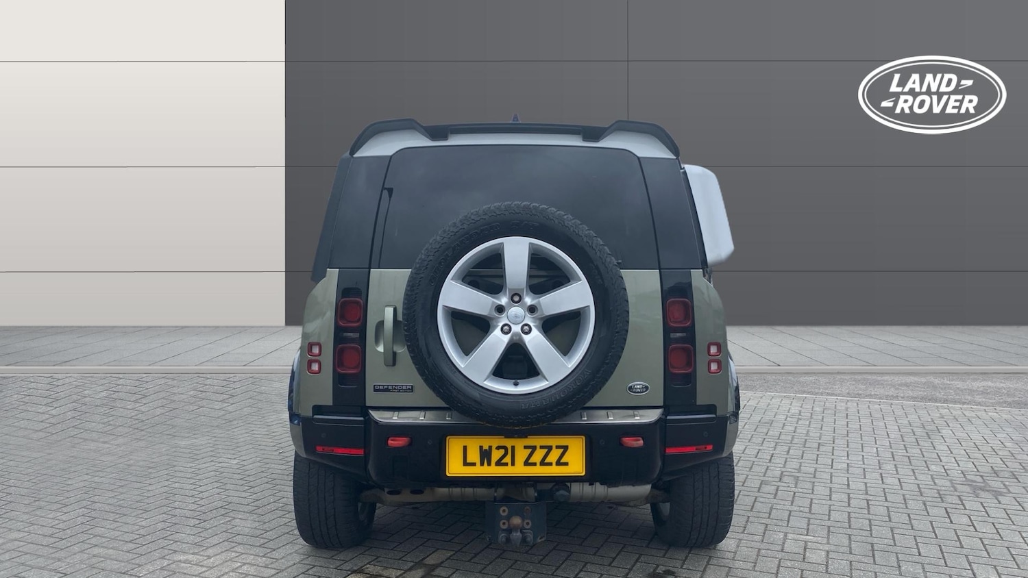 Used Land Rover Defender 2021 for sale - 77570563: Photo 6