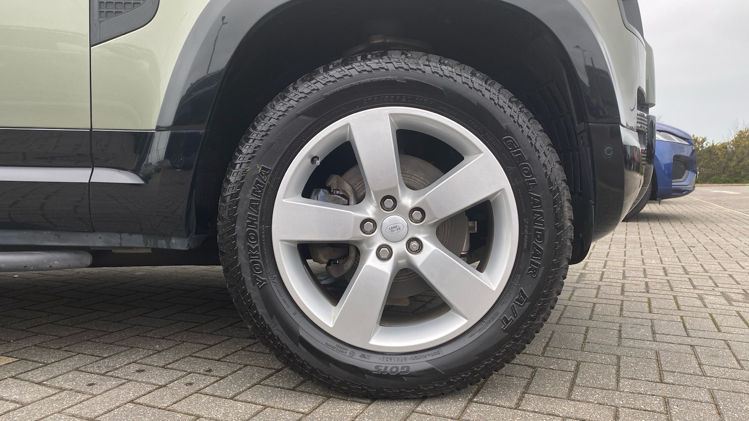 Used Land Rover Defender 2021 for sale - 77570563: Photo 8