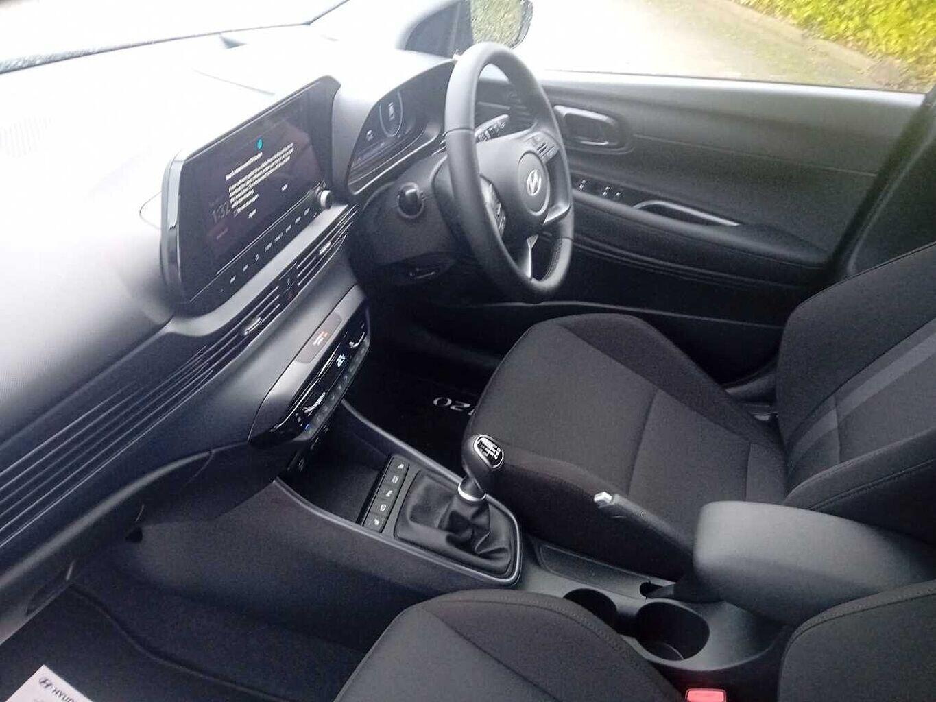 Used Hyundai i20 2025 for sale - 76976396: Photo 2