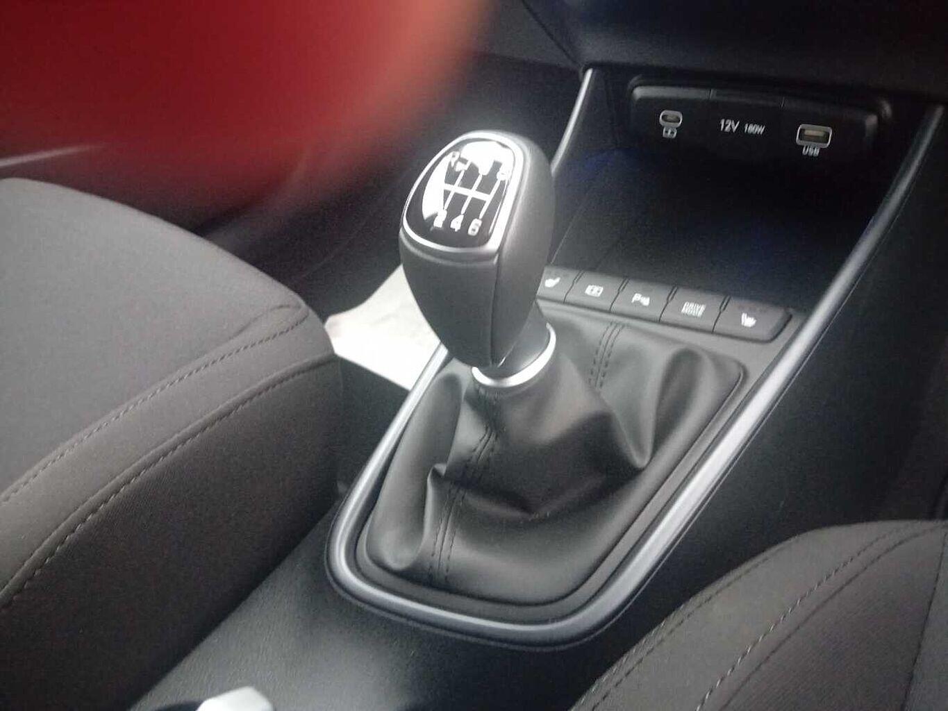 Used Hyundai i20 2025 for sale - 76976396: Photo 9