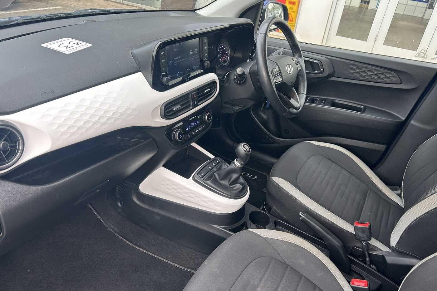 Used Hyundai i10 2022 for sale - 76179834: Photo 2