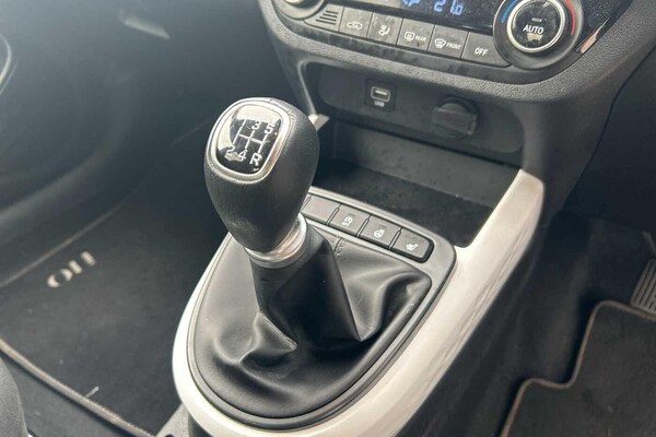 Used Hyundai i10 2022 for sale - 76179834: Photo 9