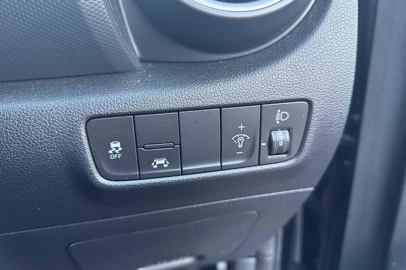 Used Hyundai KONA 2018 for sale - 77120339: Photo 16