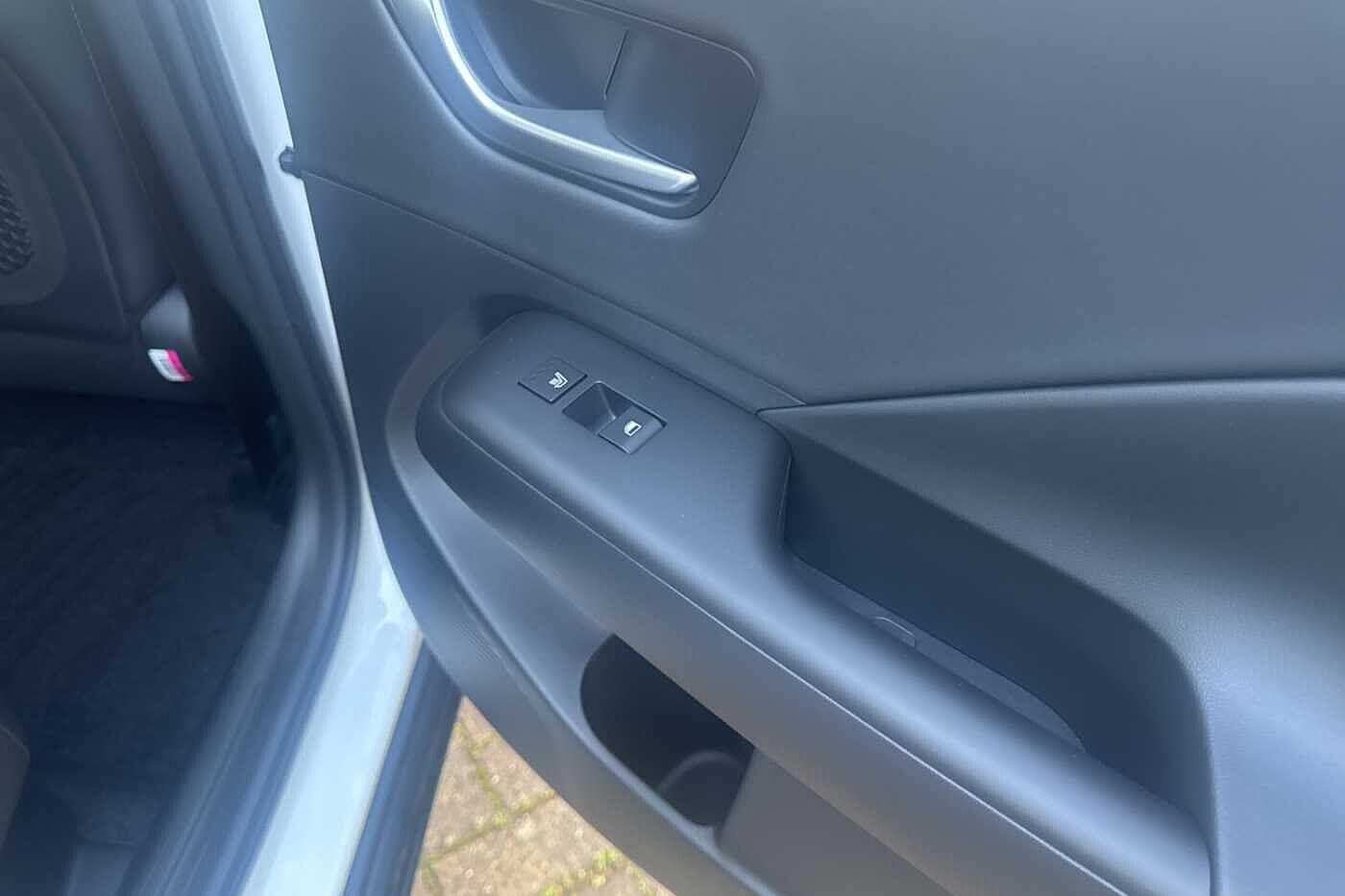 Used Hyundai KONA 2025 for sale - 77015241: Photo 17