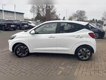 Used Hyundai i10 2025 for sale - 77049808: Photo