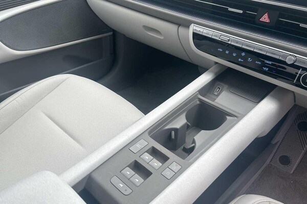Used Hyundai IONIQ 6 2024 for sale - 76175383: Photo 9