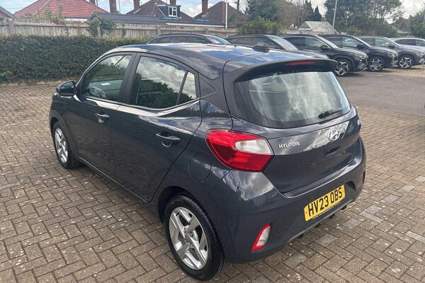 Used Hyundai i10 2023 for sale - 75857783: Photo 13