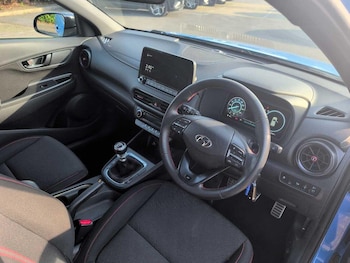 Used Hyundai KONA 2021 for sale - 76099412: Photo 2