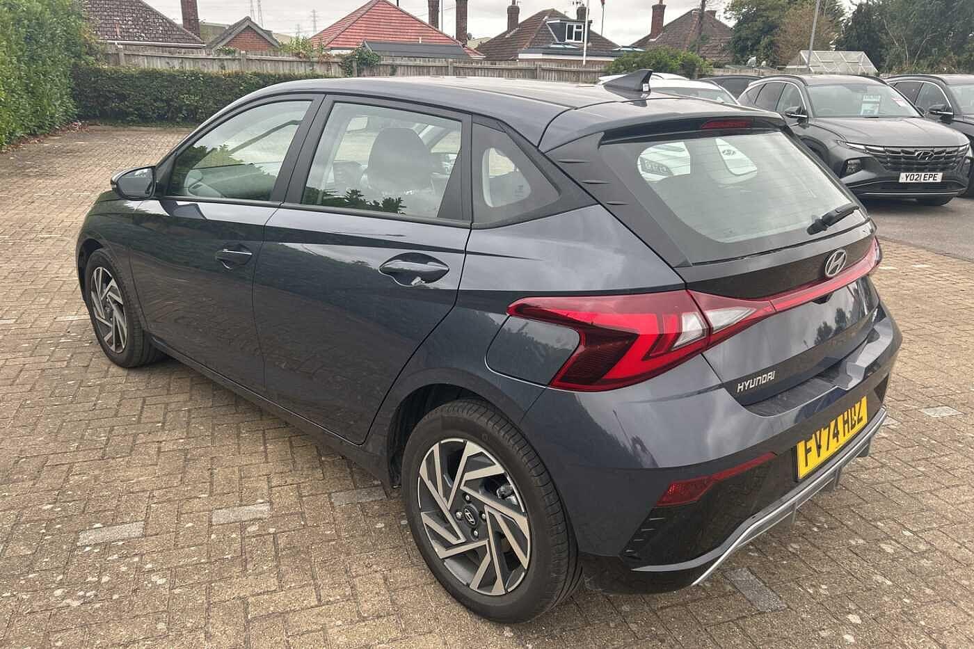 Used Hyundai i20 2024 for sale - 76381305: Photo 3