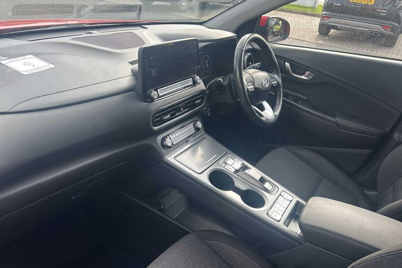 Used Hyundai KONA 2022 for sale - 76174836: Photo 2