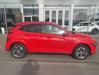 Used Hyundai KONA 2022 for sale - 76174836: Photo 4
