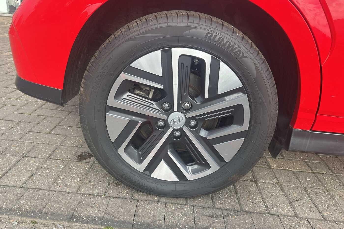 Used Hyundai KONA 2022 for sale - 76174836: Photo 6