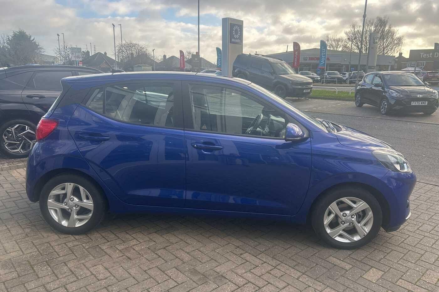 Used Hyundai i10 2022 for sale - 76899061: Photo 4