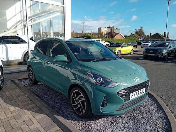 Used Hyundai i10 2023 for sale - 76175661: Photo 1