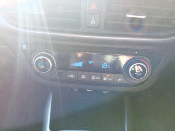Used Hyundai i10 2023 for sale - 76175661: Photo 20