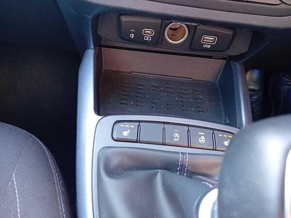 Used Hyundai i10 2023 for sale - 76175661: Photo 23