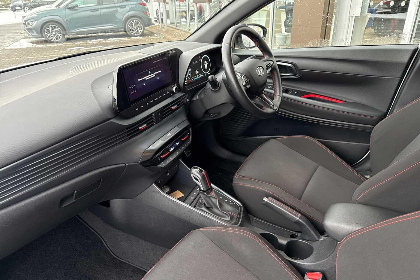 Used Hyundai i20 2024 for sale - 77131040: Photo 2