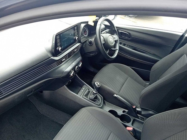 Used Hyundai i20 2021 for sale - 76336917: Photo 2