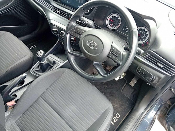 Used Hyundai i20 2021 for sale - 76336917: Photo 6