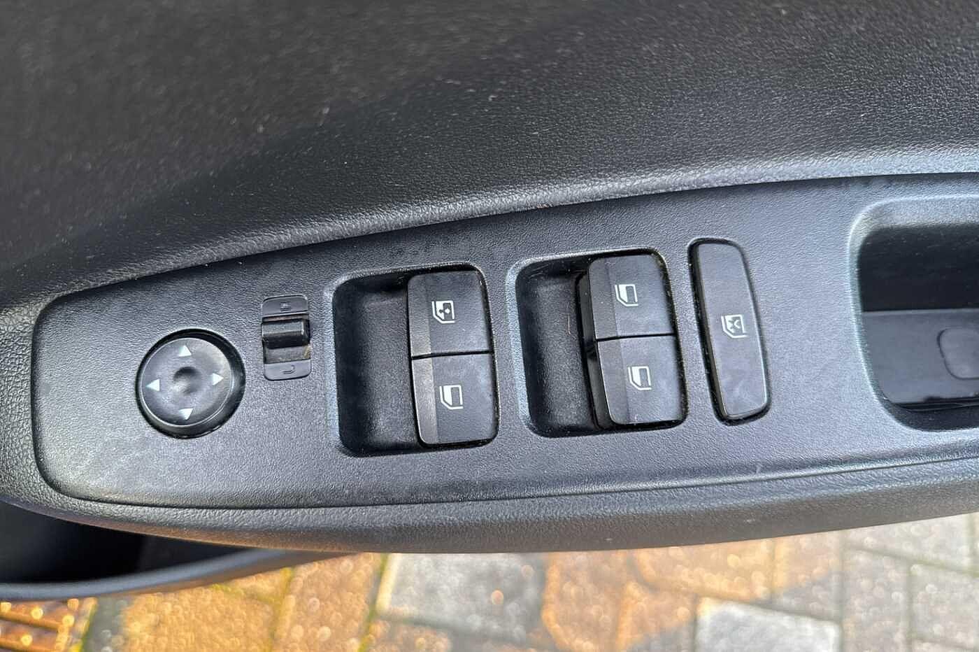 Used Hyundai i10 2021 for sale - 77320519: Photo 14