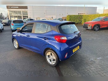 Used Hyundai i10 2021 for sale - 77320519: Photo