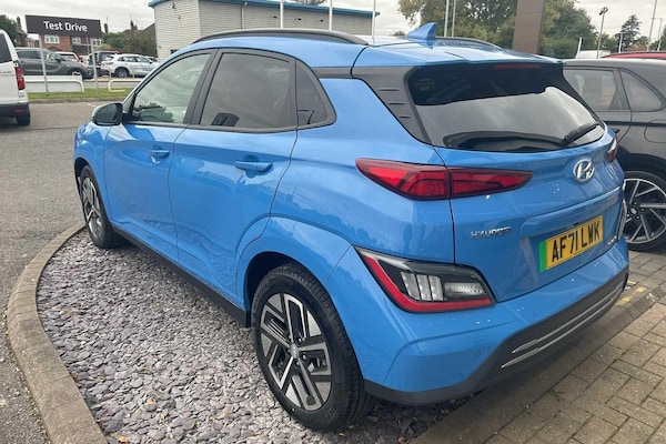 Used Hyundai KONA 2022 for sale - 76214880: Photo 3