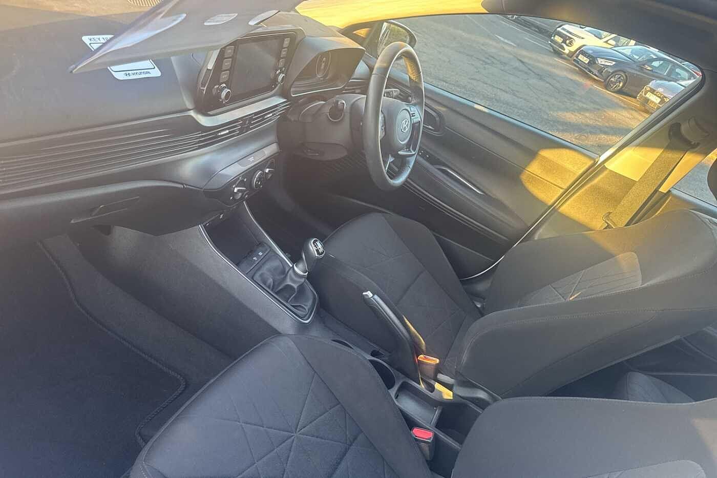 Used Hyundai BAYON 2021 for sale - 77215579: Photo 2