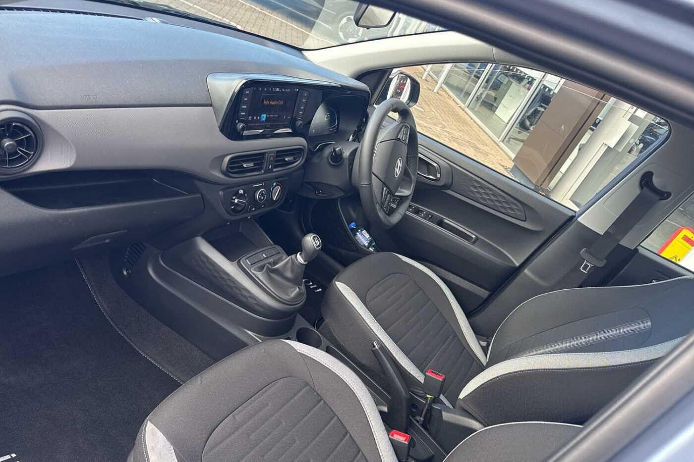 Used Hyundai i10 2025 for sale - 76295470: Photo 2