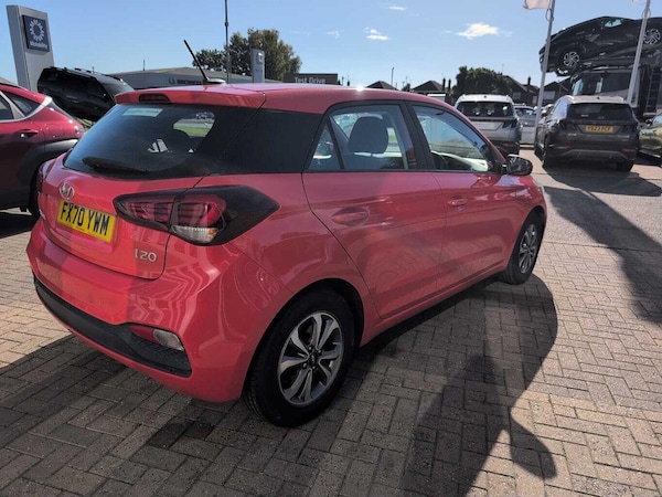 Used Hyundai i20 2020 for sale - 76179446: Photo 6