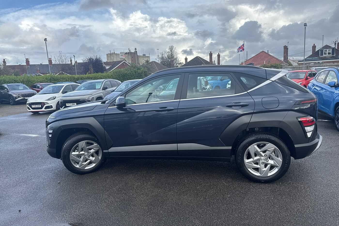 Used Hyundai KONA 2025 for sale - 76179341: Photo 4