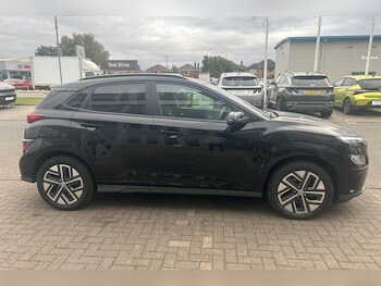 Used Hyundai KONA 2021 for sale - 76175254: Photo 4