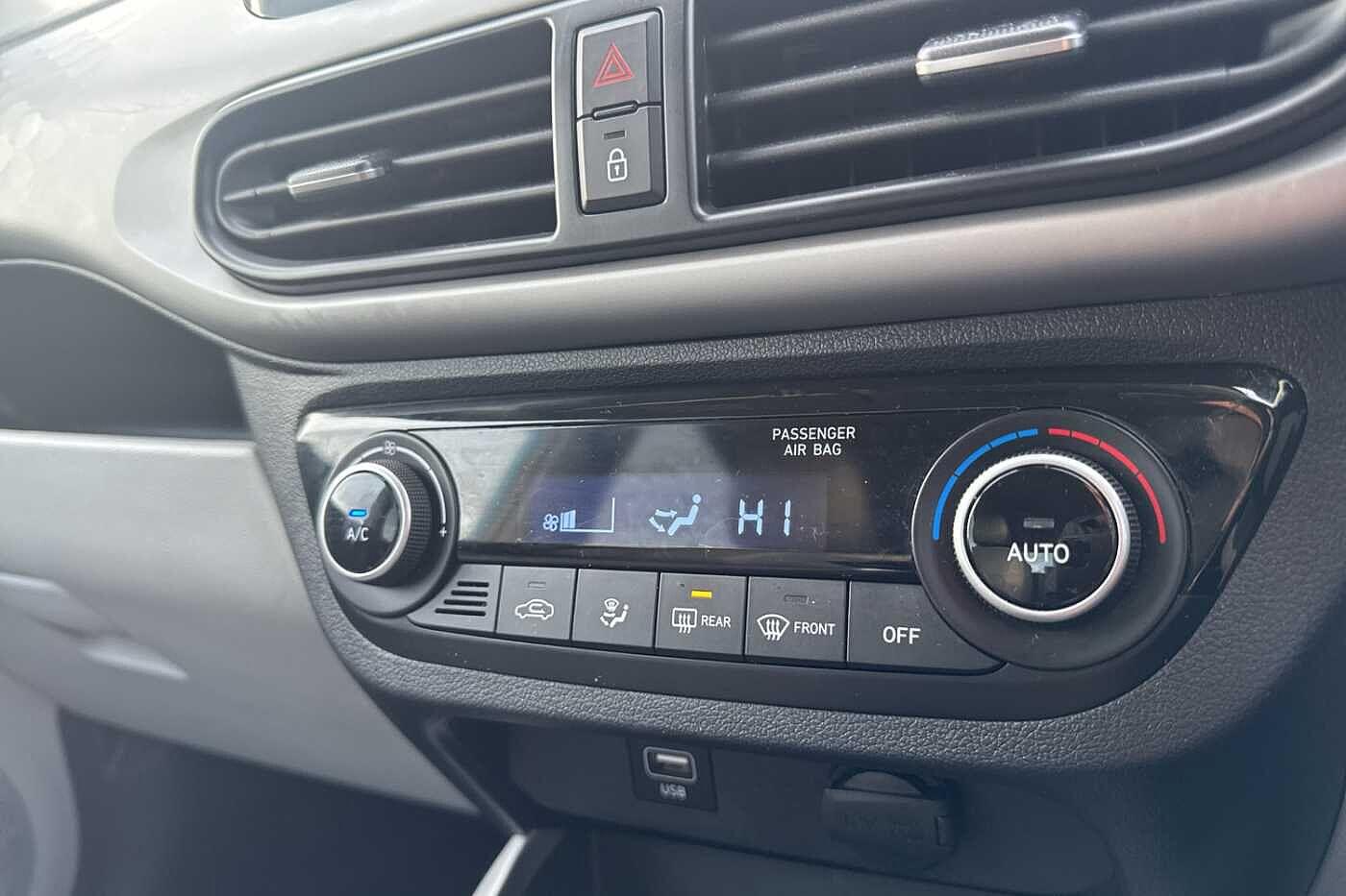 Used Hyundai i10 2021 for sale - 76701574: Photo 24