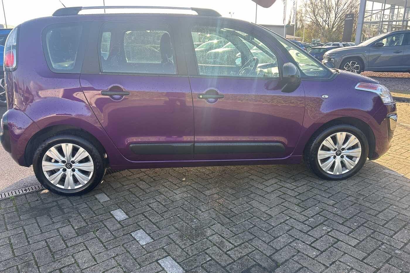 Used Citroen C3 Picasso 2017 for sale - 76584907: Photo 4