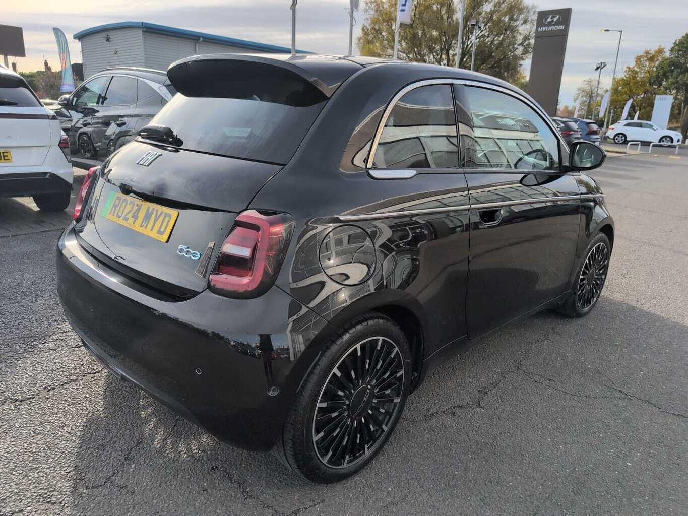 Used Fiat 500 2024 for sale - 76371467: Photo 4