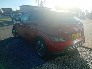 Used Hyundai KONA 2022 for sale - 76099451: Photo 2