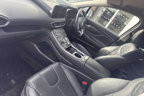Used Hyundai Santa Fe 2022 for sale - 76174954: Photo 2