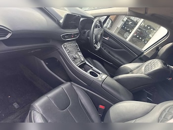 Used Hyundai Santa Fe 2022 for sale - 76174954: Photo 2