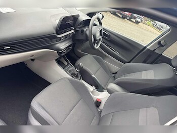 Used Hyundai BAYON 2024 for sale - 76283434: Photo 2