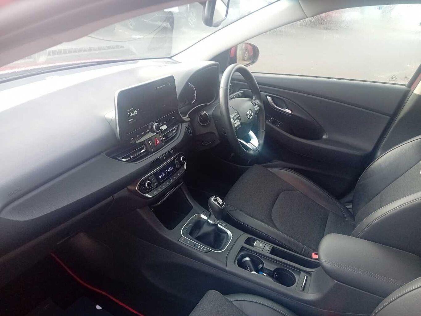 Used Hyundai i30 2023 for sale - 77143937: Photo 2