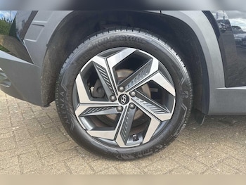 Used Hyundai TUCSON 2021 for sale - 76109407: Photo 3